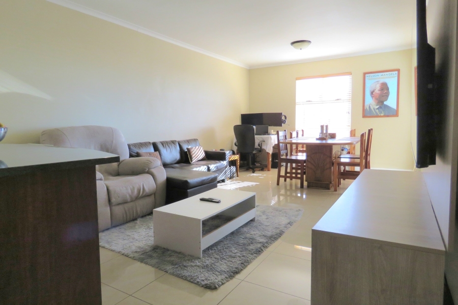 To Let 2 Bedroom Property for Rent in Century City Western Cape